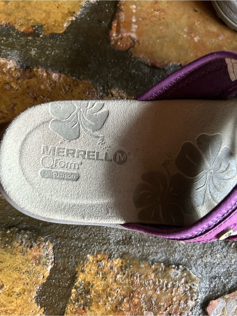 Merrell Sandals. - Picture 4 of 5